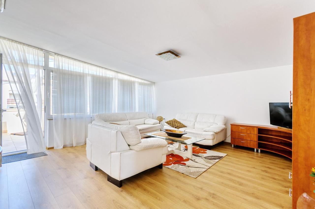 Comfort Holiday Apartment Zadar - With Parking And Balcony Екстериор снимка