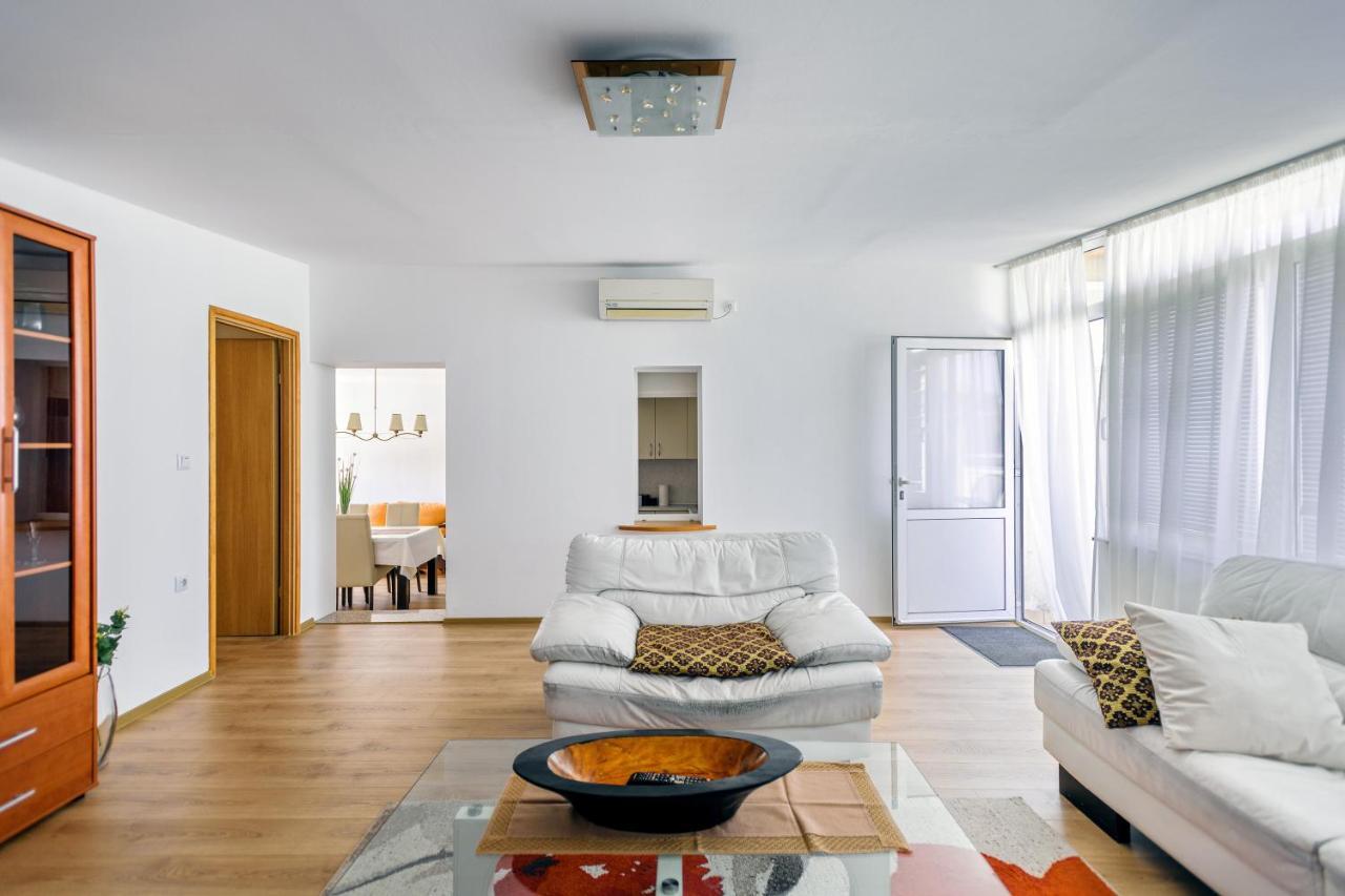 Comfort Holiday Apartment Zadar - With Parking And Balcony Екстериор снимка