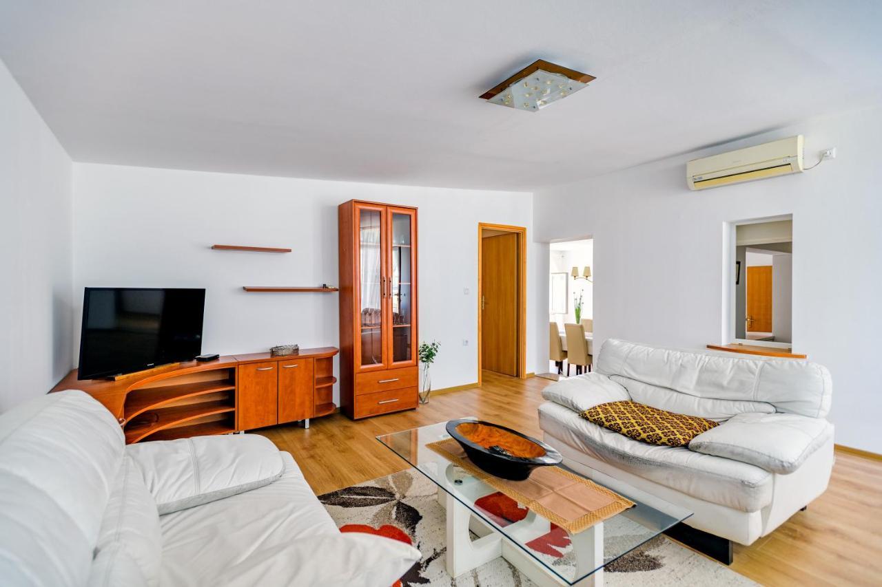 Comfort Holiday Apartment Zadar - With Parking And Balcony Екстериор снимка