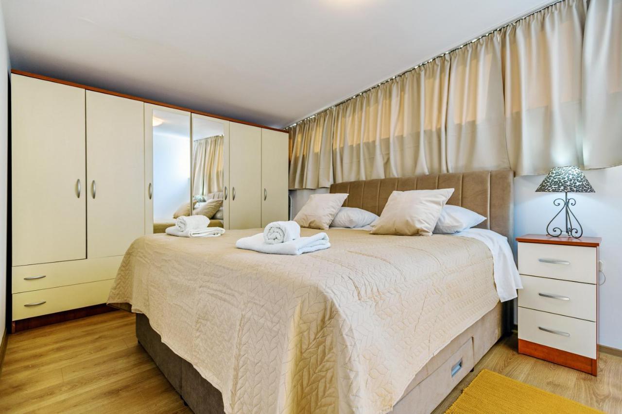 Comfort Holiday Apartment Zadar - With Parking And Balcony Екстериор снимка