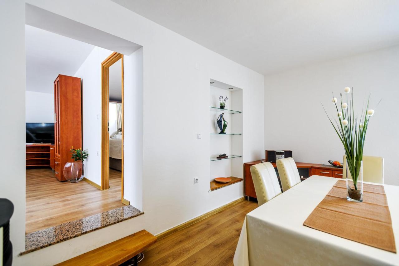 Comfort Holiday Apartment Zadar - With Parking And Balcony Екстериор снимка